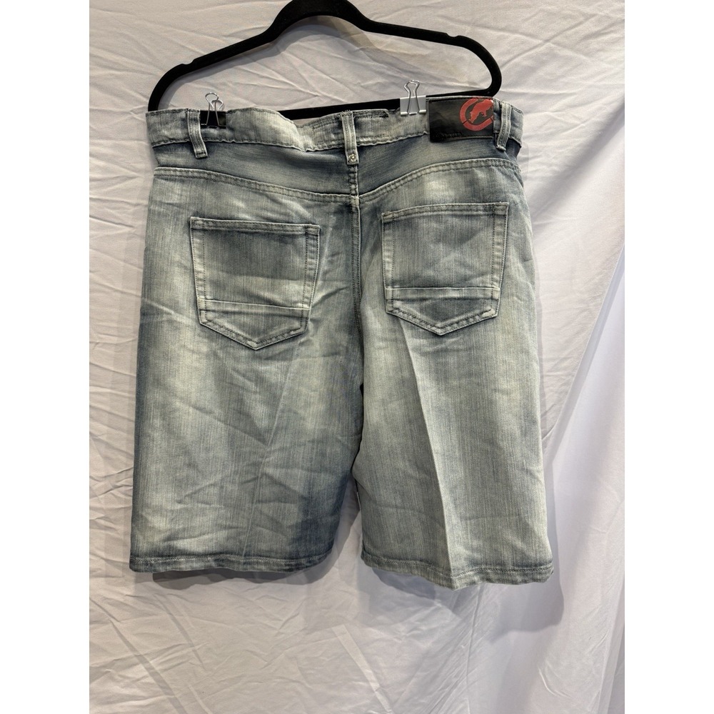 Ecko Unltd. Men's Denim Shorts Light Blue Stone Wash Flat Front 5-Pocket Logo - Picture 2 of 6